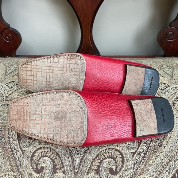 Burberry Hand Made Red Leather Slip On Squared Toe Mules Flats Shoes Size 7 - Picture 10 of 13